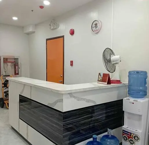 Apartamento St. Marvin Makati M406 *